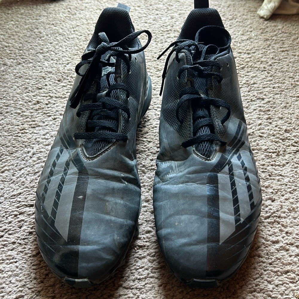 Men’s cleats